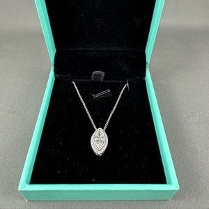 Stamped 925 Silver necklace with gemstone